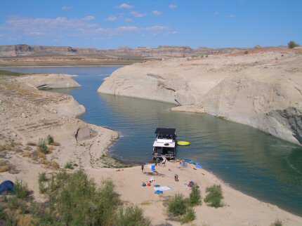 Houseboat Camping